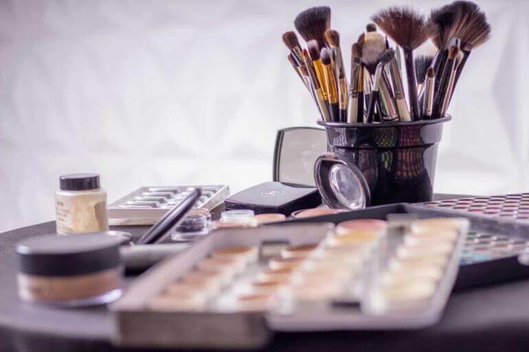 5 Alasan Kenapa Makeup Artist adalah Profesi Menjanjikan di Masa Depan
