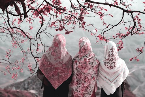 Produk Pelengkap Paling Cocok Dalam Bisnis Hijab
